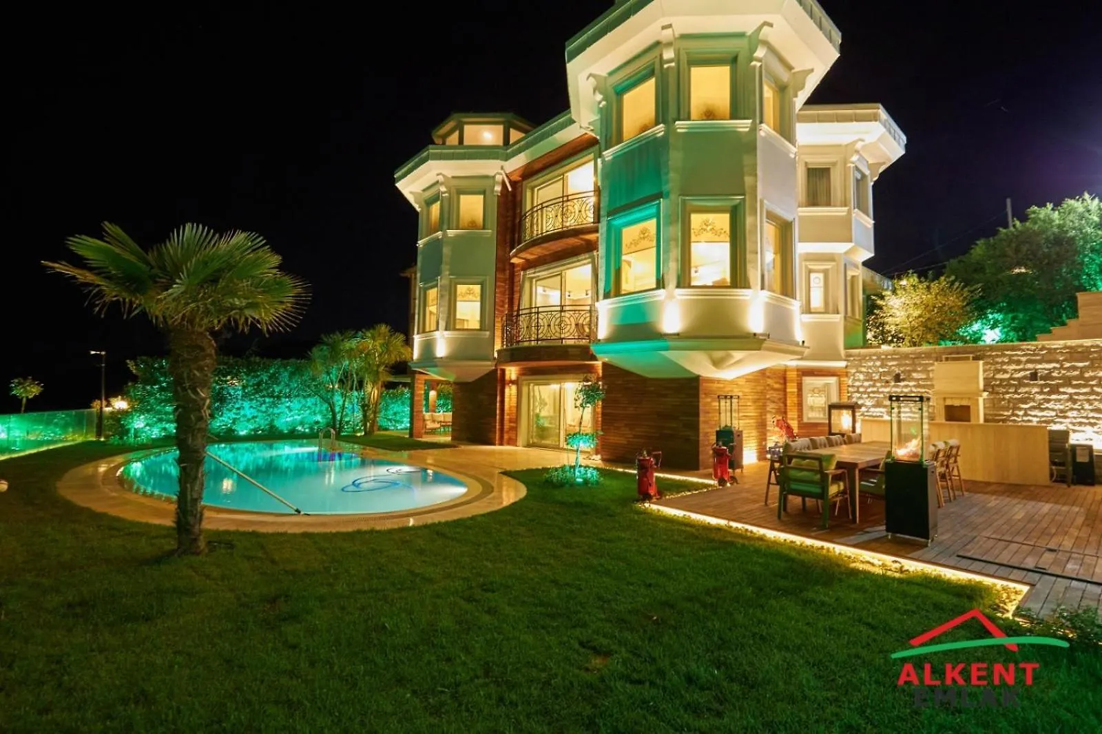 Kiralik Luks Malikane Villa Estambul